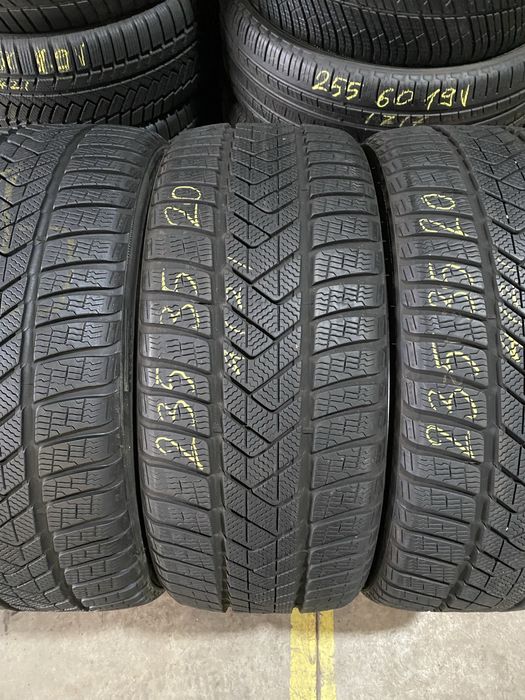 Anvelope iarna 235/35/20 Pirelli Sottozero 3 235 35 20 R20