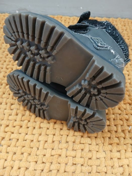 Зимни боти за бебе