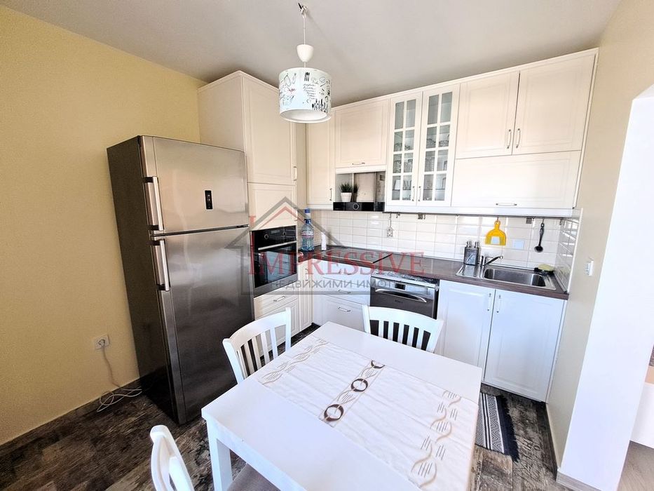 Дава се под наем Тристаен апартамент в Варна, Лятно кино Тракия - 108 кв.м за 663 € - Снимка #6