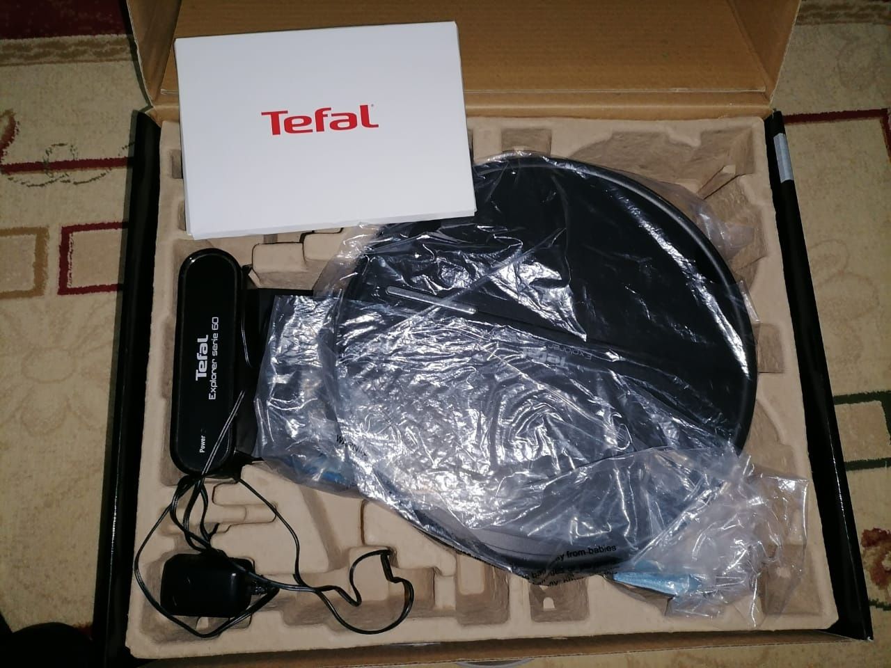 Моющий Робот-пылесос. Tefal