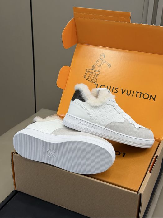 Adidasi Louis Vuitton , calitate premium , pe comanda , noi , 37