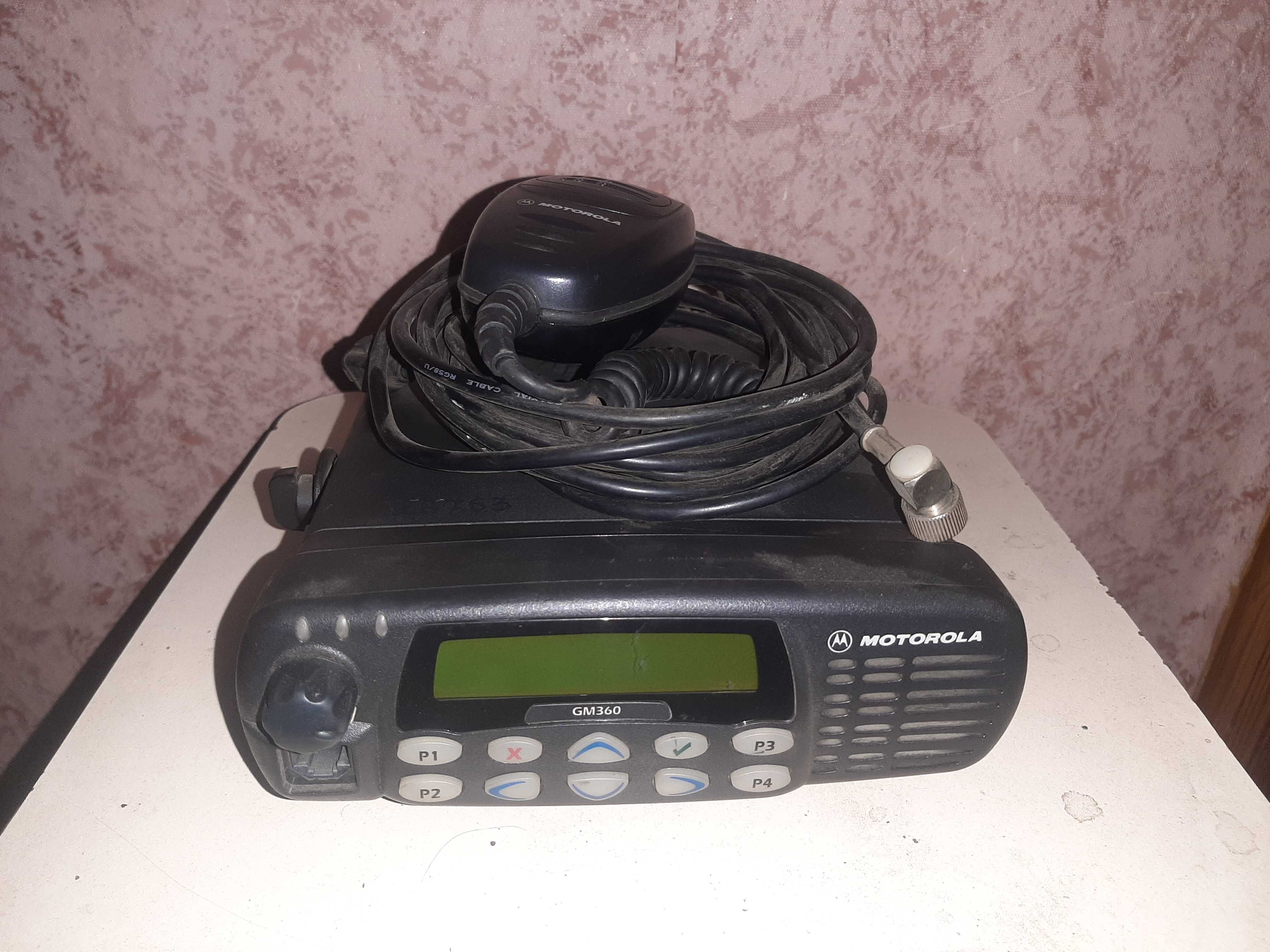 Радиостанция Motorola GM360