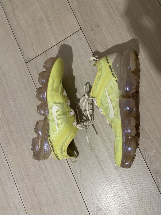 Nike air vapormax маратонки оригинал 25,5 см