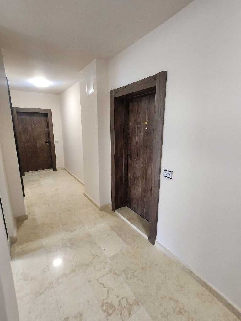 Дава се под наем Двустаен апартамент в София, Хладилника - 65 кв.м за 800 € - Снимка #11