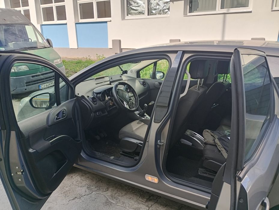 De vânzare Opel meriva B 2011