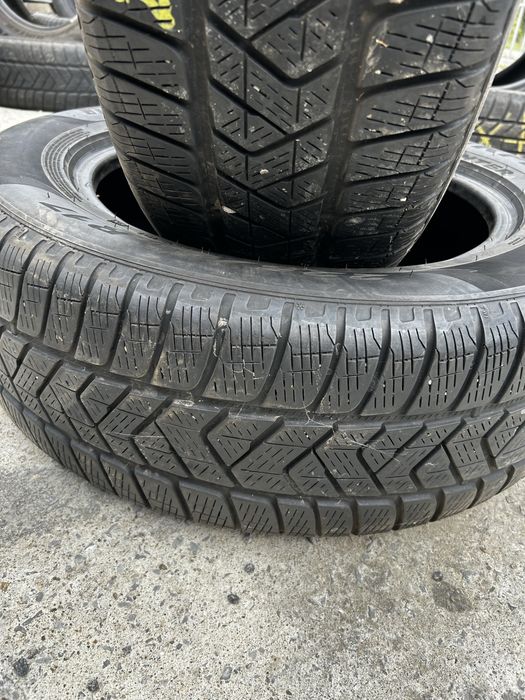 2бр Зимни гуми Pirelli 225/60R17