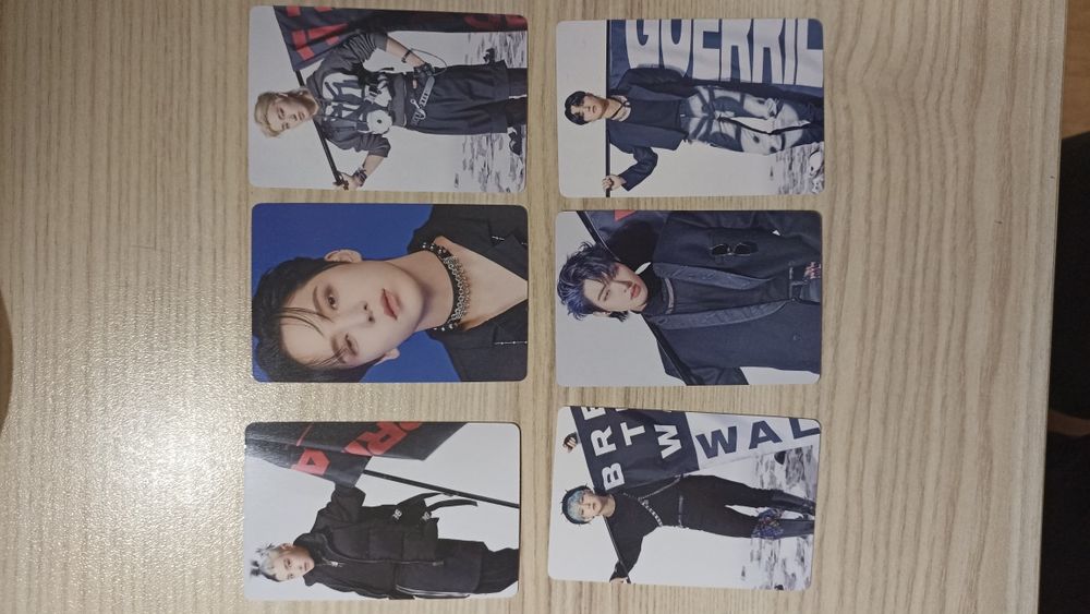 Ateez неофициални фотокартички