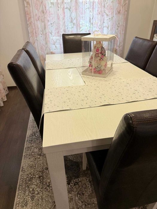 Masa masiva cu 6 scaune pentru living