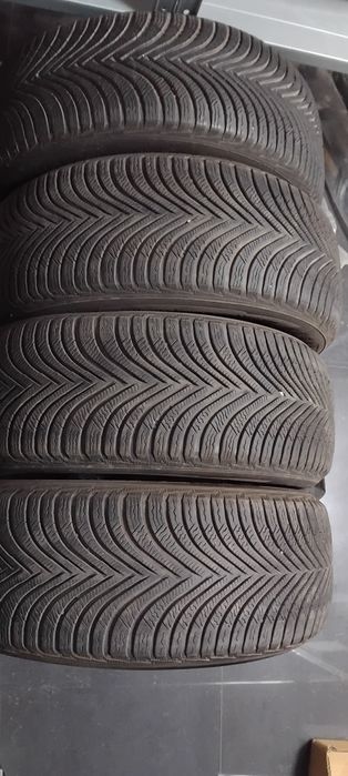 Зимни гуми Мишелин 225/55 r 17 michelin