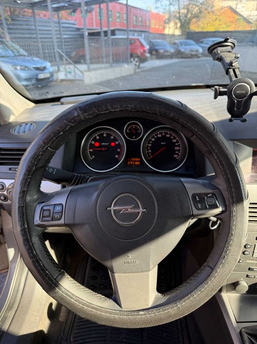 Vand Opel Astra H 1.6 Benzina