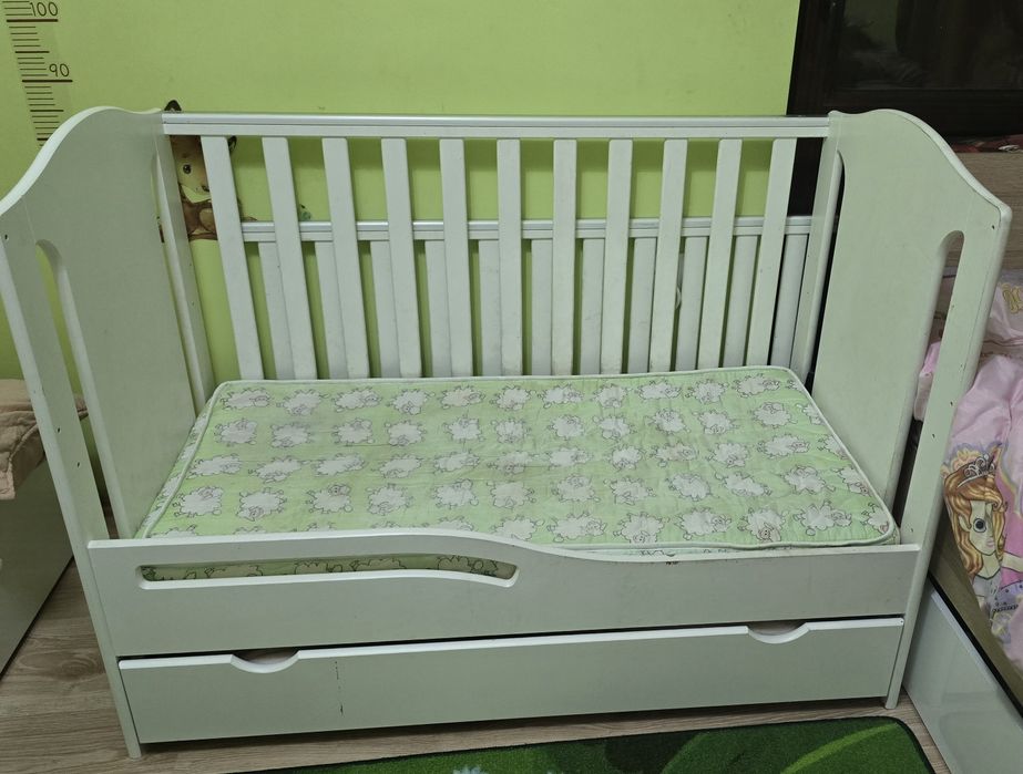 Детско креватче с матрак