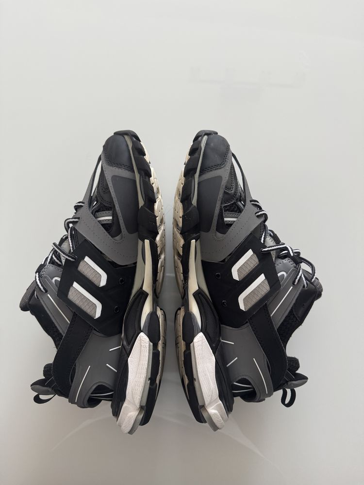 Обувки Balenciaga Track Black/Grey