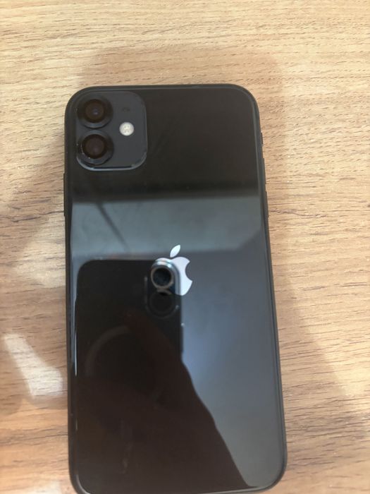 Продам 11 айфон, 128 гб