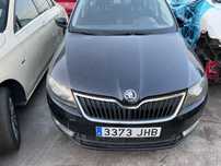 Fața completă Skoda Rapid 2015