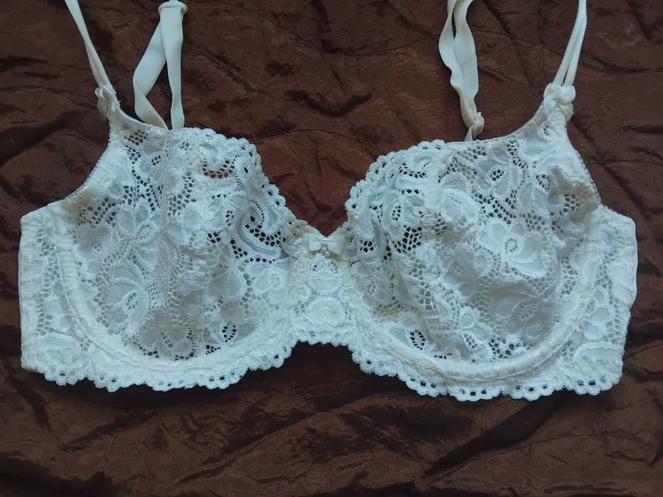 Triumph - НОВ оригинален сутиен Триумф, размер 75С