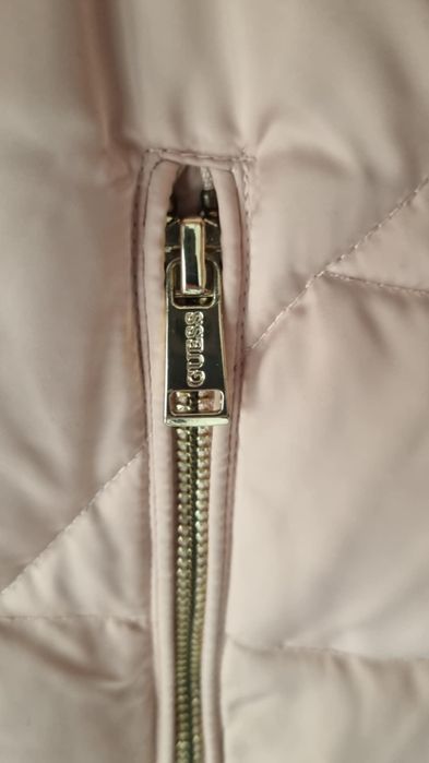 Яке  GUESS Размер M/L