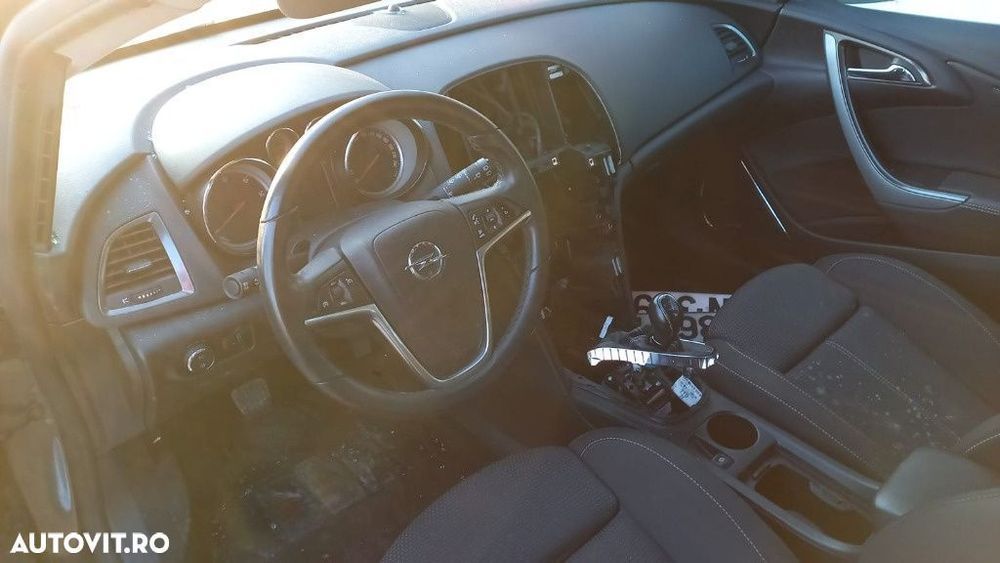 Dezmembrari Opel Astra J 1.7 CDTi VOLAN STANGA KIT AIRBAG KIT SCHIMBARE VOLAN