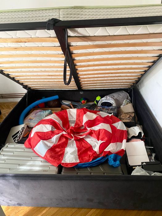 Pat so saltea pe comanda