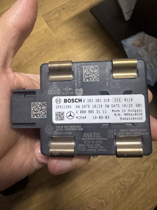 Senzor radar distronic