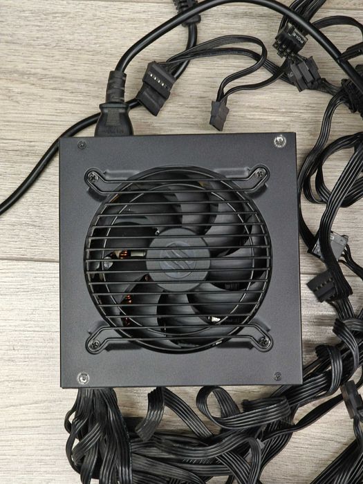 Sursa 650W Silentium PC Supremo L2 80+ gold