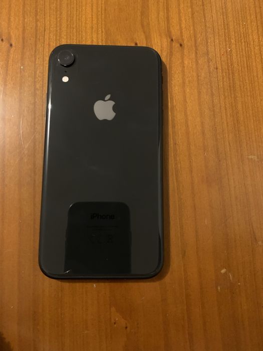 IPhon xr ca nou impecabil  functioneaza 10/10 baterie 99%.