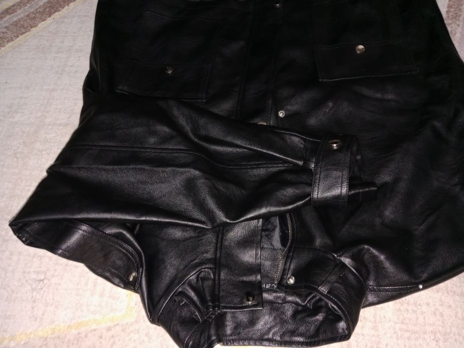 Живёт кожаная хорошая качественная