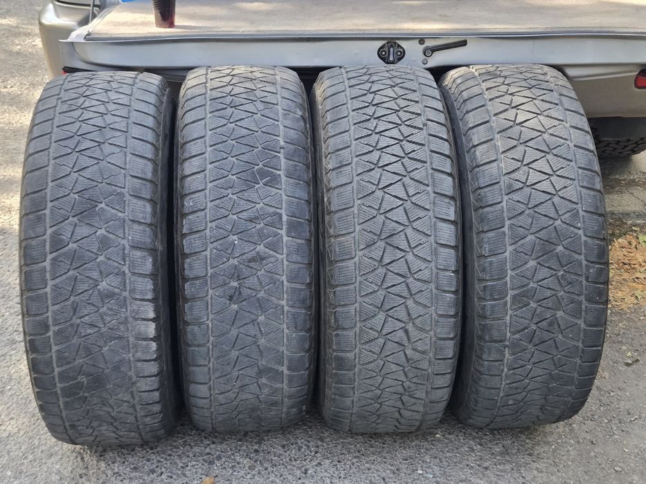 Шины зимние Bridgestone Blizzak
