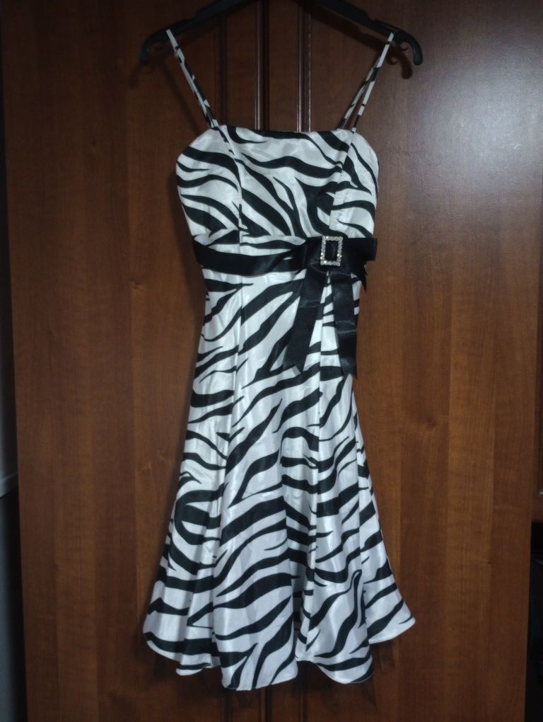Rochie dama scurta