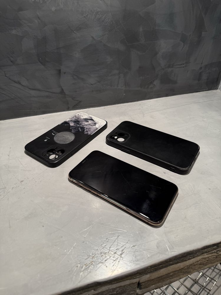 Iphone 11 Pro 64 GB + подаръци