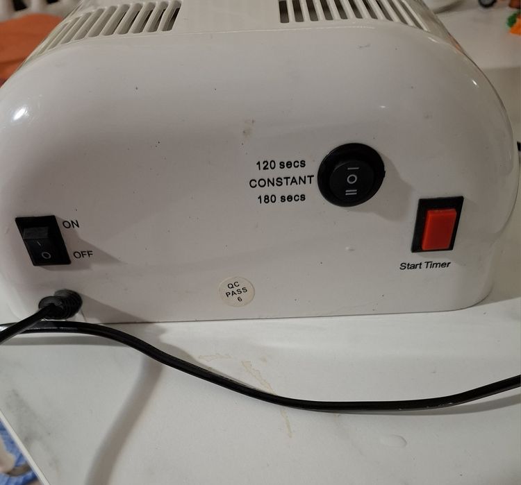Lampa de unghii cu UV