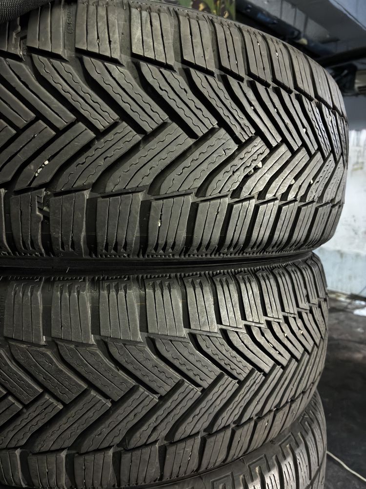 205/60R16 Michelin alpin6 DOT21 6,8mm