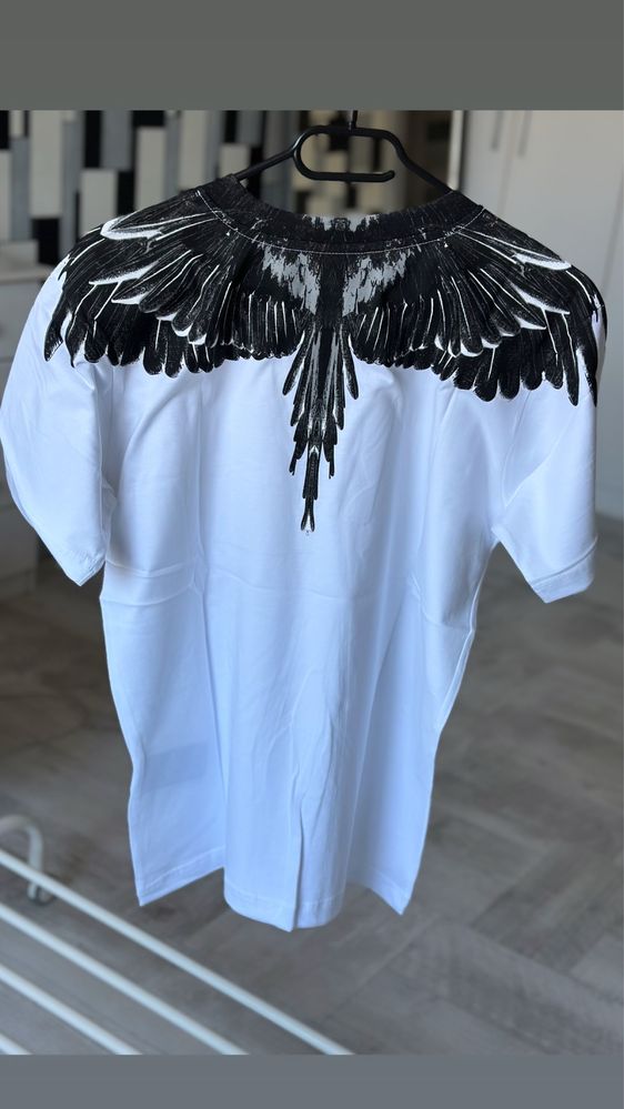 Tricou Marcelo Burlon white black