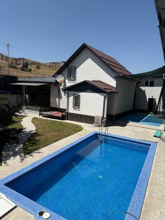 Продается дача в Амирсае около конатки