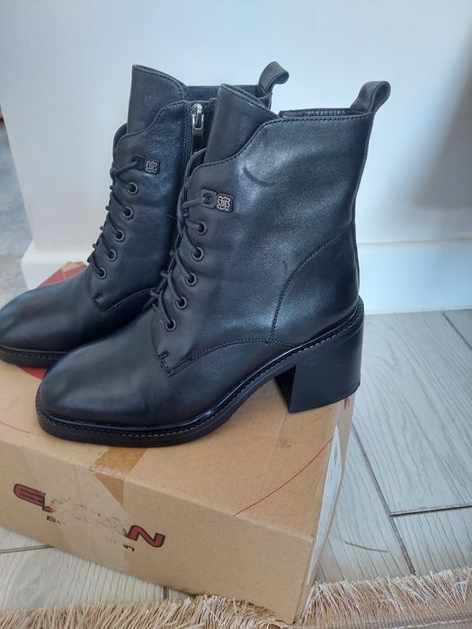 Ботинки  зимние новые