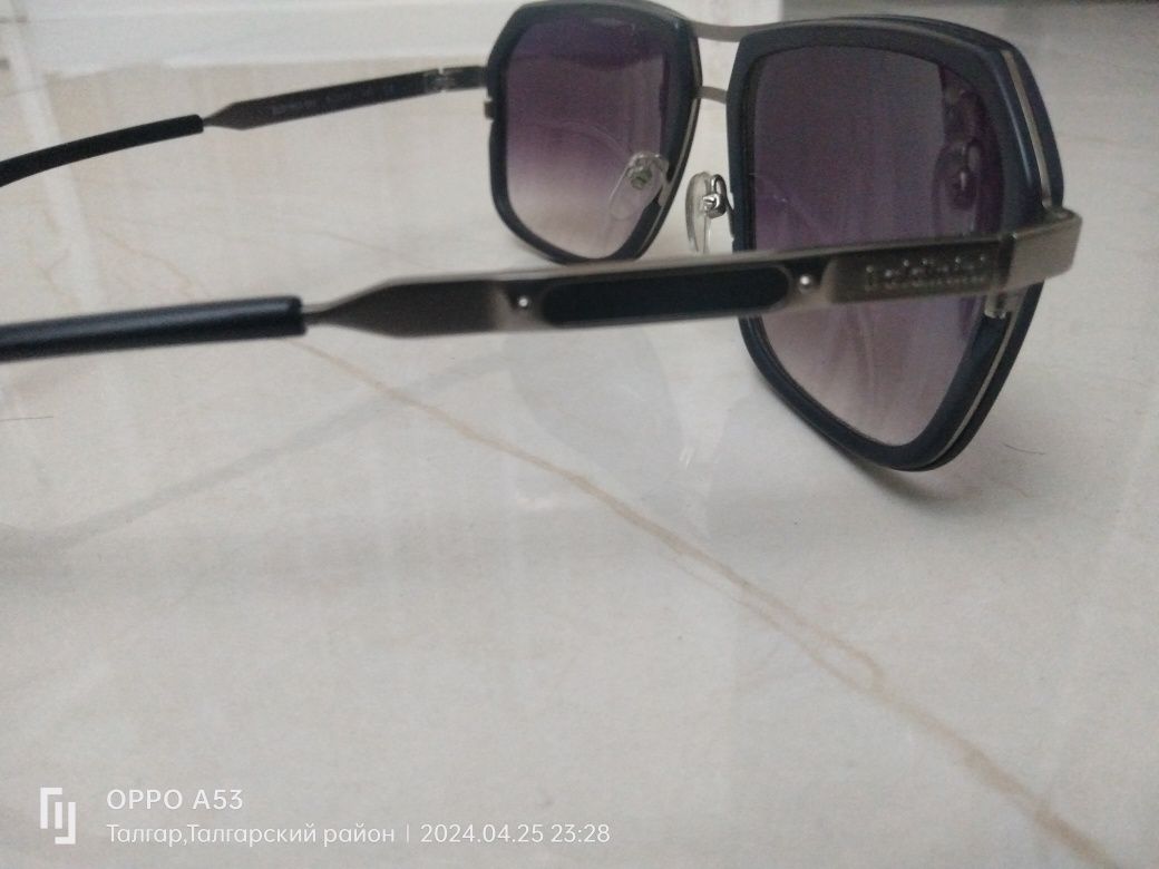 Продам оригинальные солнцезащитные очки Baldinini