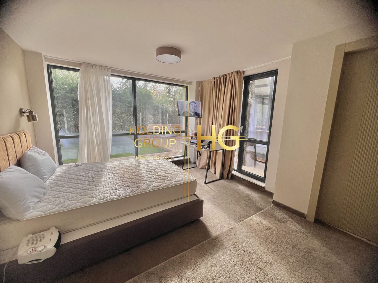 Продава се Многостаен апартамент в к.к. Св.Св. Константин и Елена - 220 кв.м за 2182 €/кв.м - Снимка #4