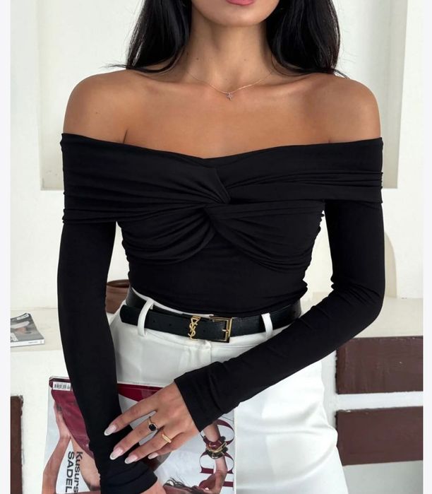 Черна блуза-размер Хс