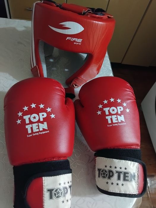 Продам шлем и перчатки боксёрские