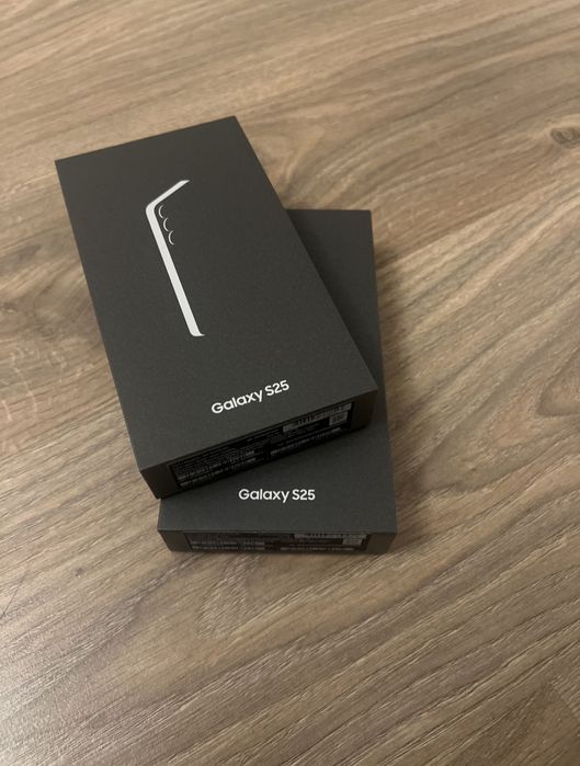 Продается запечатанный Samsung S25 256гб эксклюзив цвет