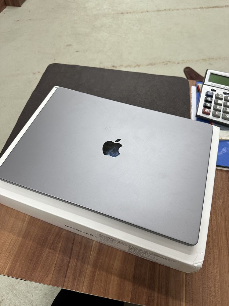 Macbook pro 16 m1 pro