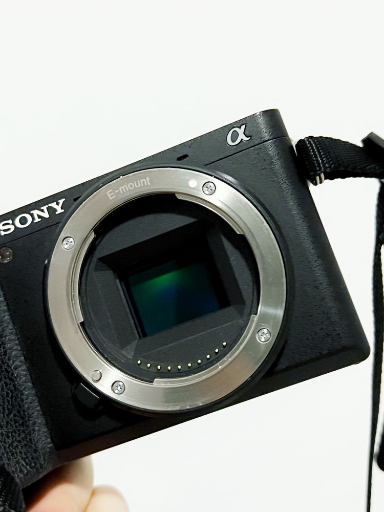 Sony alpha a6500 cu obiectiv sony 35mm OSS F1.8