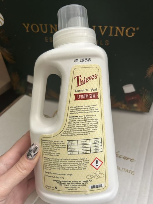 Detergent de rufe Thieves