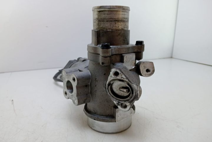 Supapa EGR  2.5 dci H8200222772 Nissan Primastar prima generatie (fac