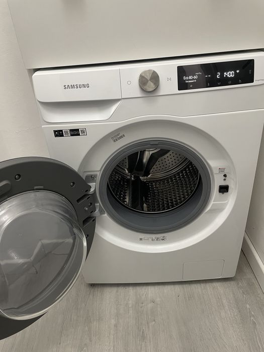Mașină de spălat cu uscator Samsung