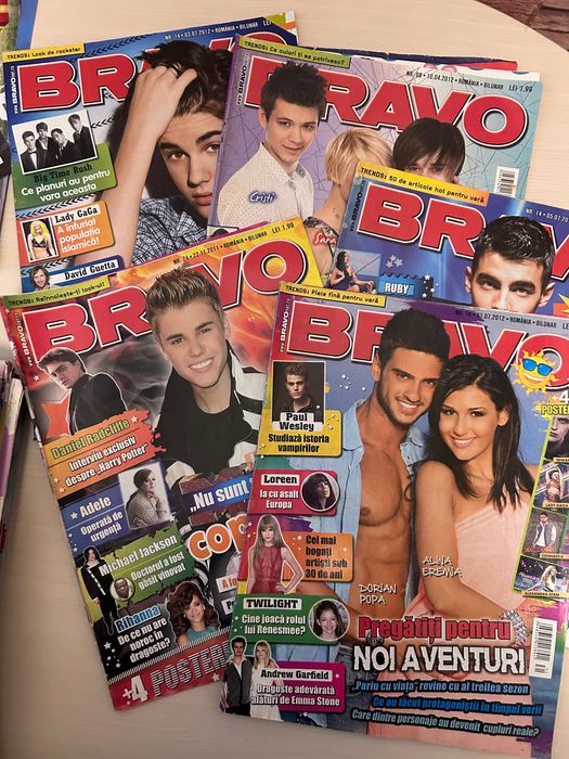 Vând 35 reviste BravoGirl + 5 reviste Bravo