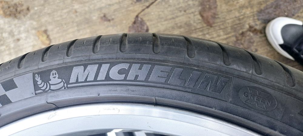 Vând anvelope 20 vara