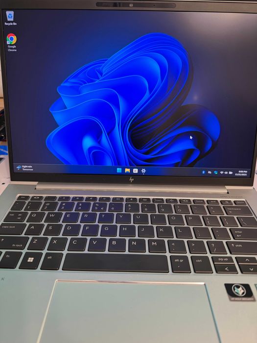 HP Elitebook 840 G9 - i7-1255U (10 cores) - 32GB DDR5 - 512GB