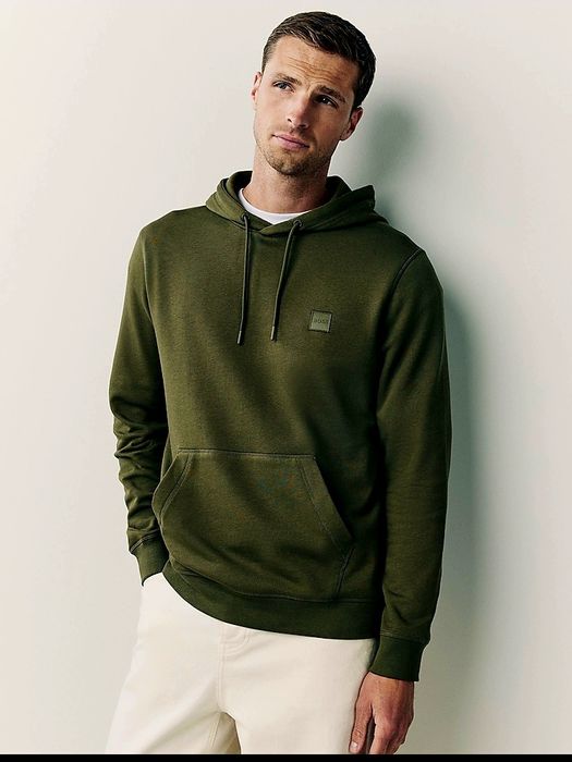 Тъмно зелен суйчер regular fit Boss