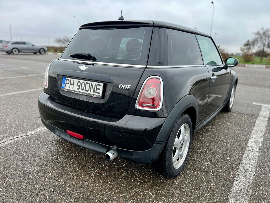 Vând Mini Cooper 2010
