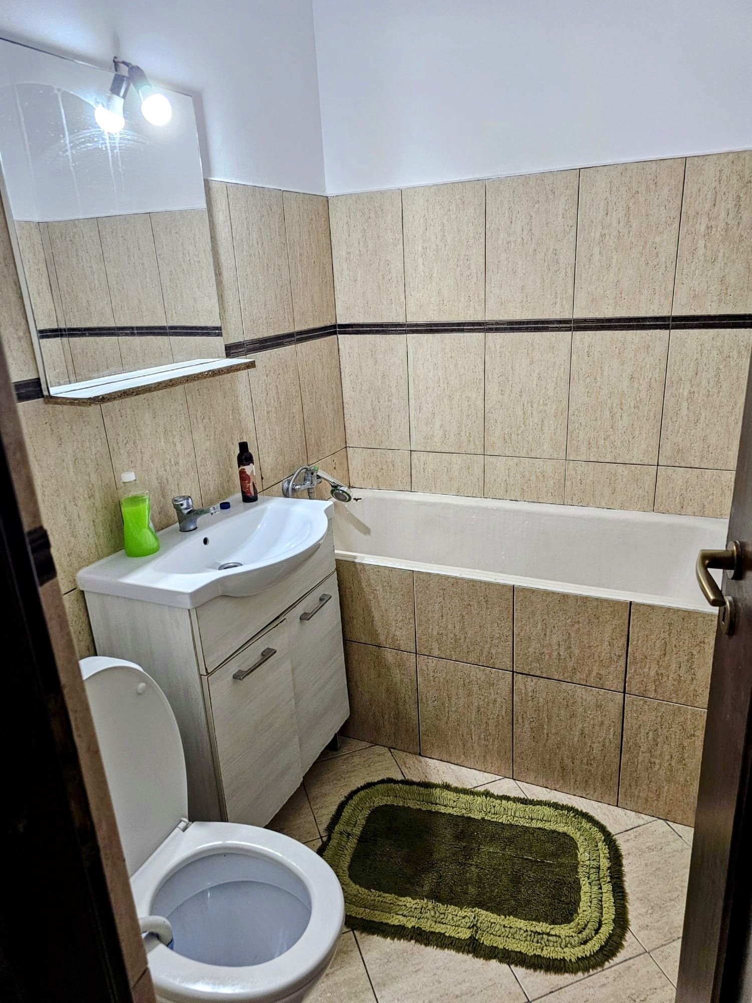 Apartament 2 camere, excelentă locație - Nicolae Iorga/Gara  Nicolina